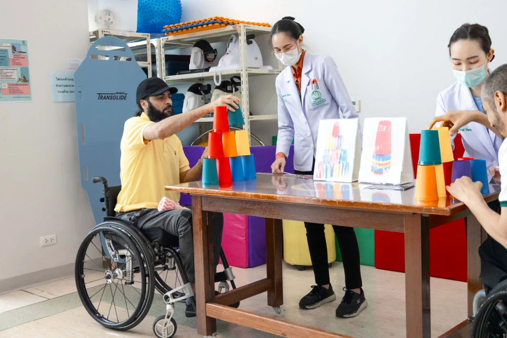 World Medical Hospital Organizes “Rehab Carnival Game” to Promote Physical and Mental Well-Being