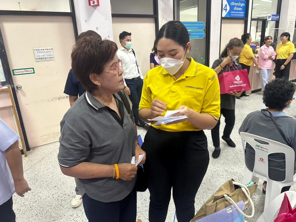 Kasemrad Hospital Saraburi Participates in “Bringing Doctors to the People” Project in Honor of His Majesty the King