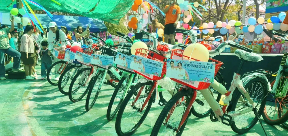 Kantaporn Harnphanich Joins 2025 National Children’s Day Celebration with the Bang Phli Community