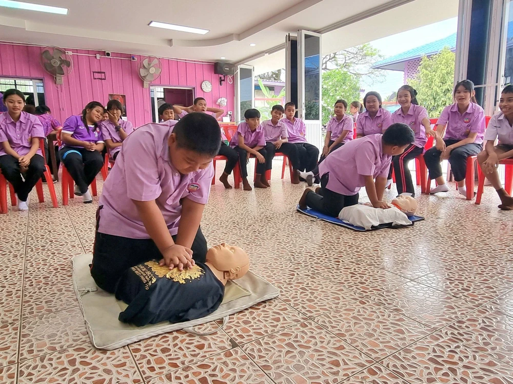Kasemrad International Hospital Rattanatibeth Conducts First Aid and Basic CPR Training for the Local Community