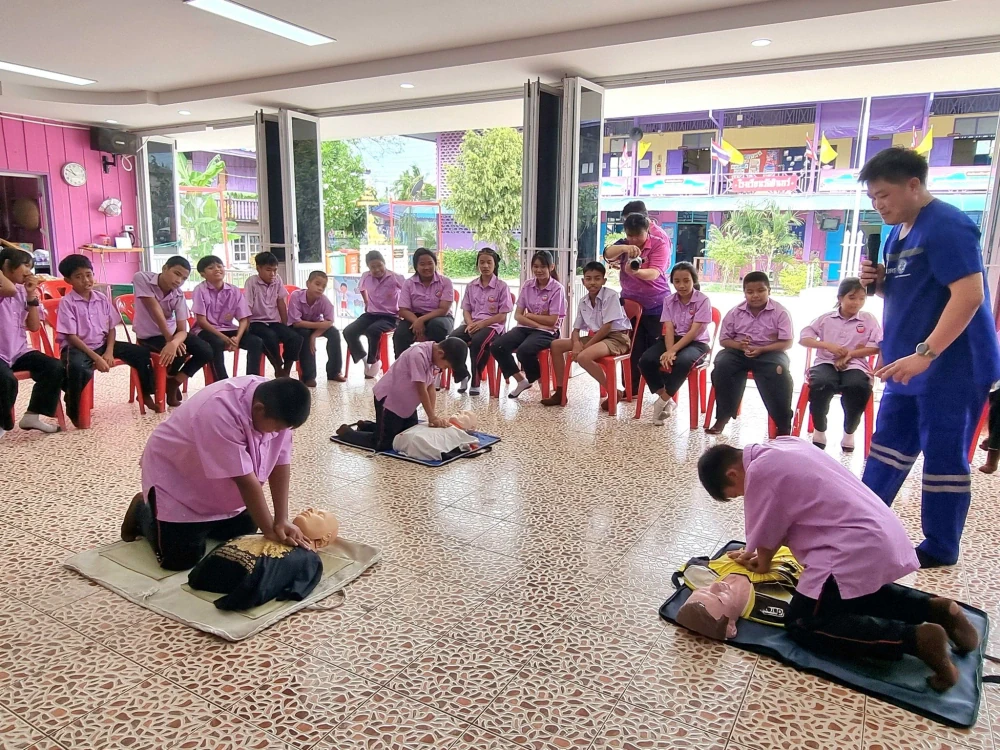Kasemrad International Hospital Rattanatibeth Conducts First Aid and Basic CPR Training for the Local Community