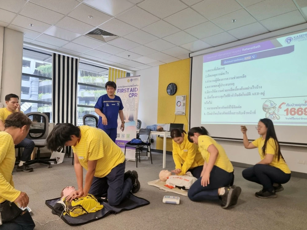 Kasemrad International Hospital Rattanatibeth Conducts First Aid, CPR, and AED Training for Employees of Ikano (Thailand) Co., Ltd. (IKEA Bangyai)