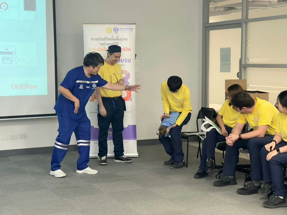 Kasemrad International Hospital Rattanatibeth Conducts First Aid, CPR, and AED Training for Employees of Ikano (Thailand) Co., Ltd. (IKEA Bangyai)