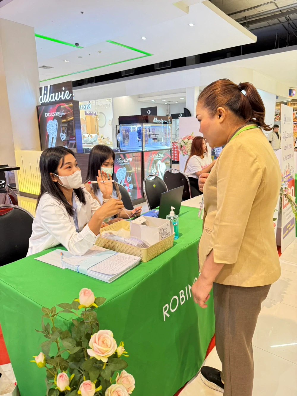 Kasemrad Hospital Saraburi Promotes Women’s Health on International Women’s Day 2025
