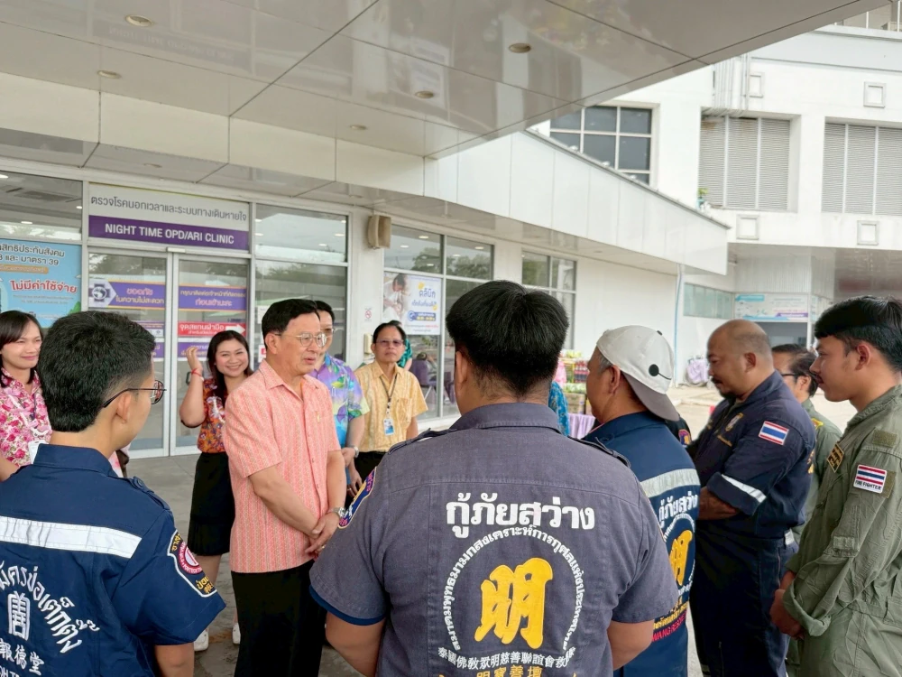 Kasemrad Hospital Saraburi Provides Beverage Donations to Rescue Foundations During Songkran Festival