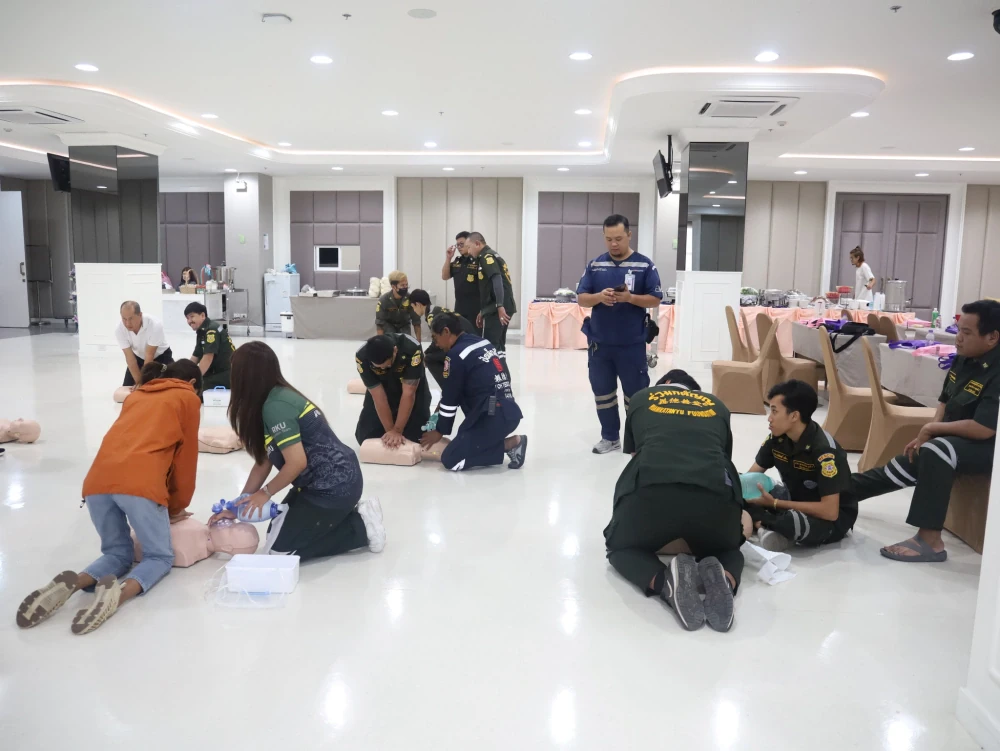 Kasemrad Hospital Prachachuen Conducts CPR and First Aid Training for Foundation Staff
