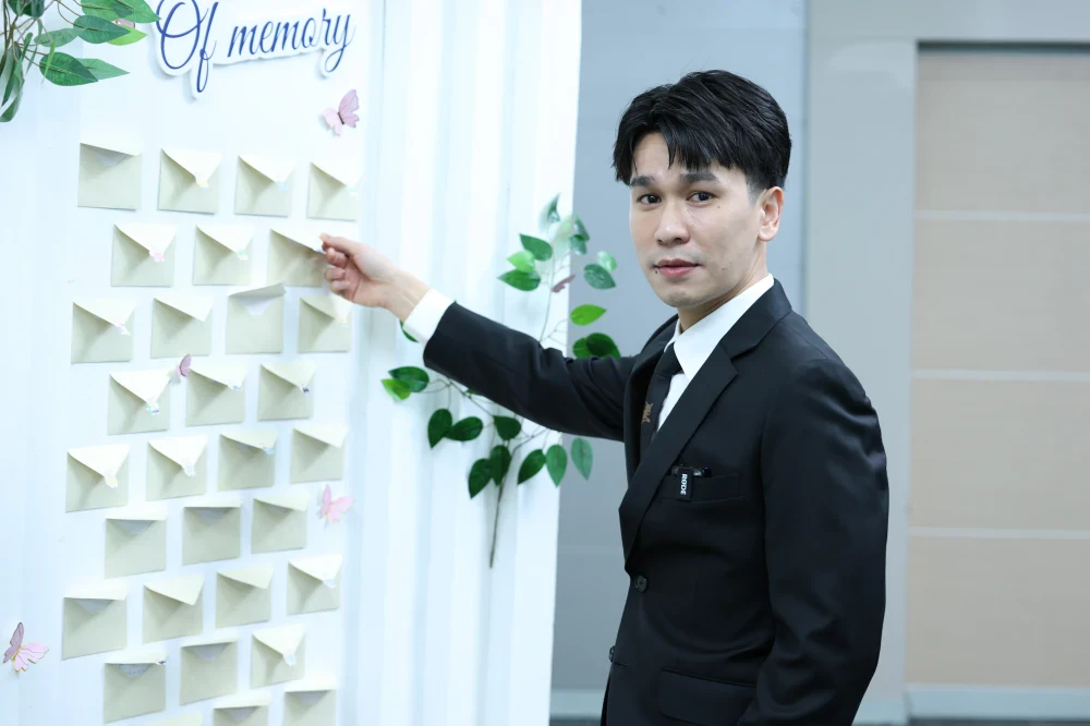 Bangkok Chain Hospital Public Company Limited (BCH) organized a special event, “In Search of Kasemrad Descendants,” to celebrate the 42nd anniversary of BCH