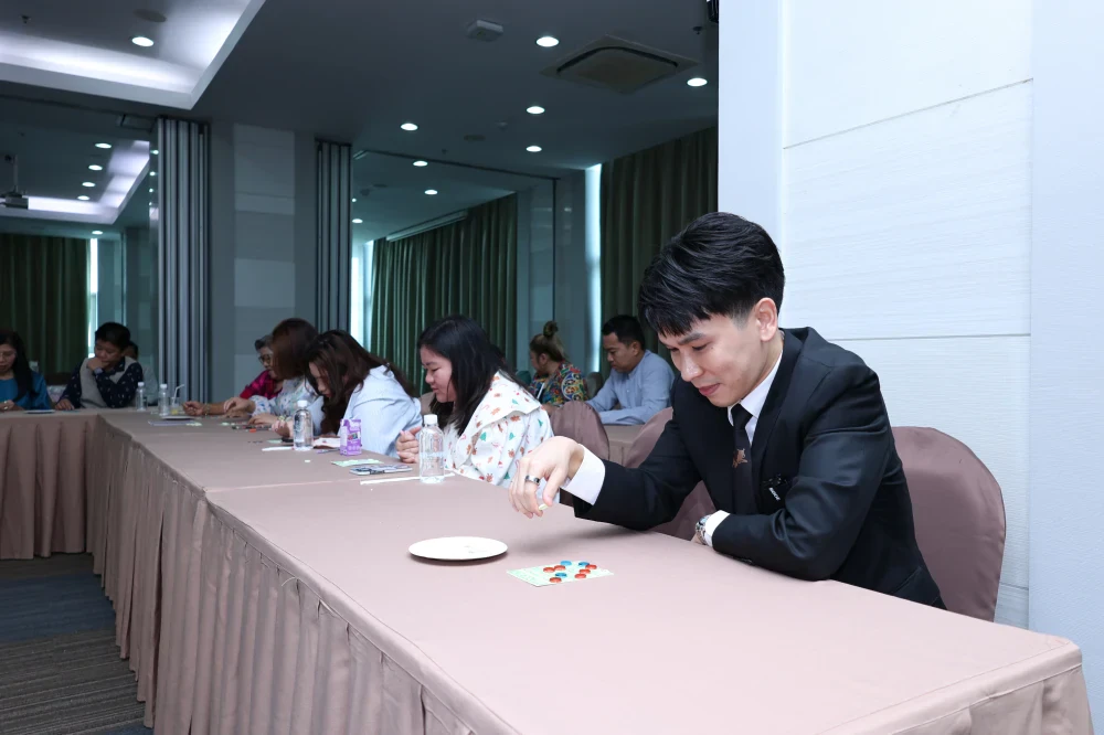 Bangkok Chain Hospital Public Company Limited (BCH) organized a special event, “In Search of Kasemrad Descendants,” to celebrate the 42nd anniversary of BCH