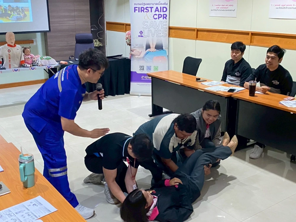 Kasemrad International Hospital Rattanatibeth Conducts “First Aid and Basic CPR” Training for Toyota Muangnont Co., Ltd.
