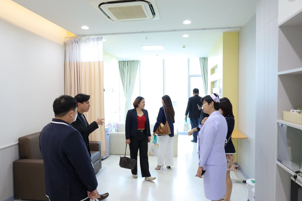 World Medical Hospital Hosts “IMETA VISIT” Welcoming AIA Insurance Representatives to Strengthen Medical Service Collaboration